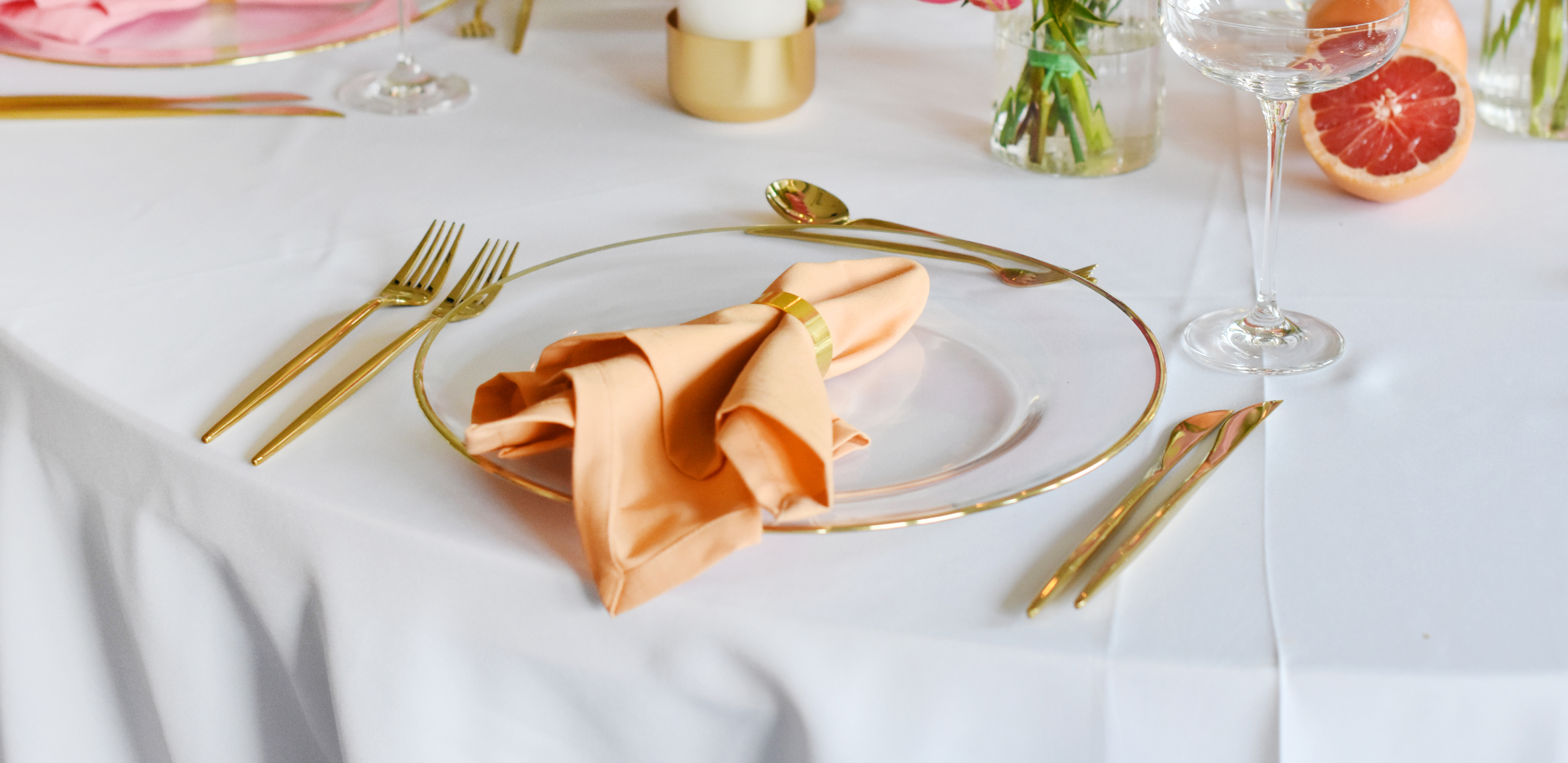 Dekoration_Tisch_Blumen_Sommer_apricot_koralle_Graphfruit_7_2