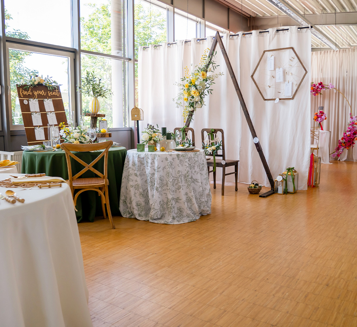 DekoandDesign_Showroom_Verleih_Deko_Hussen_Tischwaesche_heilbronn_Stuttgart2