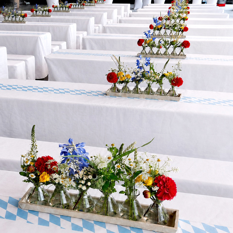 Biertischhussen-Bierbankhussen Festbankhussen weiss mieten | Verleih Event Veranstaltung Catering Messe Sommerfest
