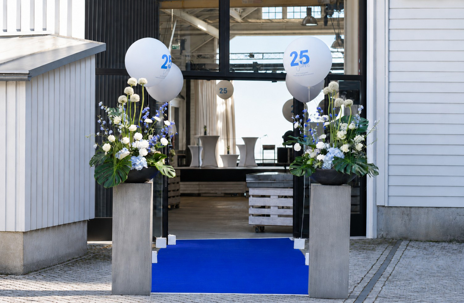 Dekoration_Firmenevent_Eingang_Empfang