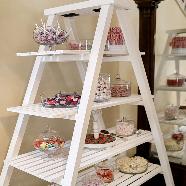 Regal Leiter Candybar Saltybar Sektempfang weiss Vintage mieten Hochzeit, Geburtstag, Feier 3