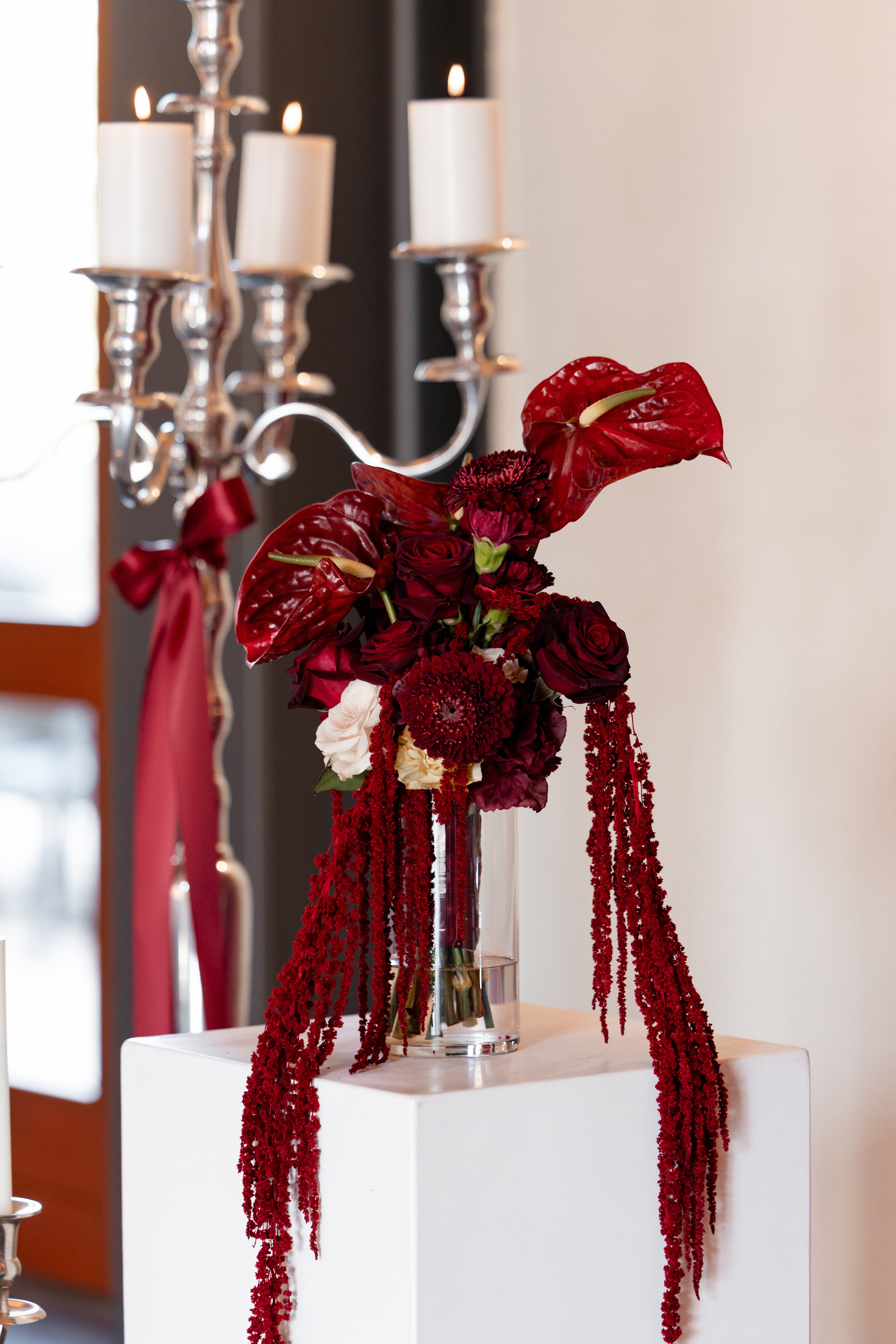 Brautstrauss_Anthurien_Rosen_Amaranthus_rose_bordeaux_Burgundy
