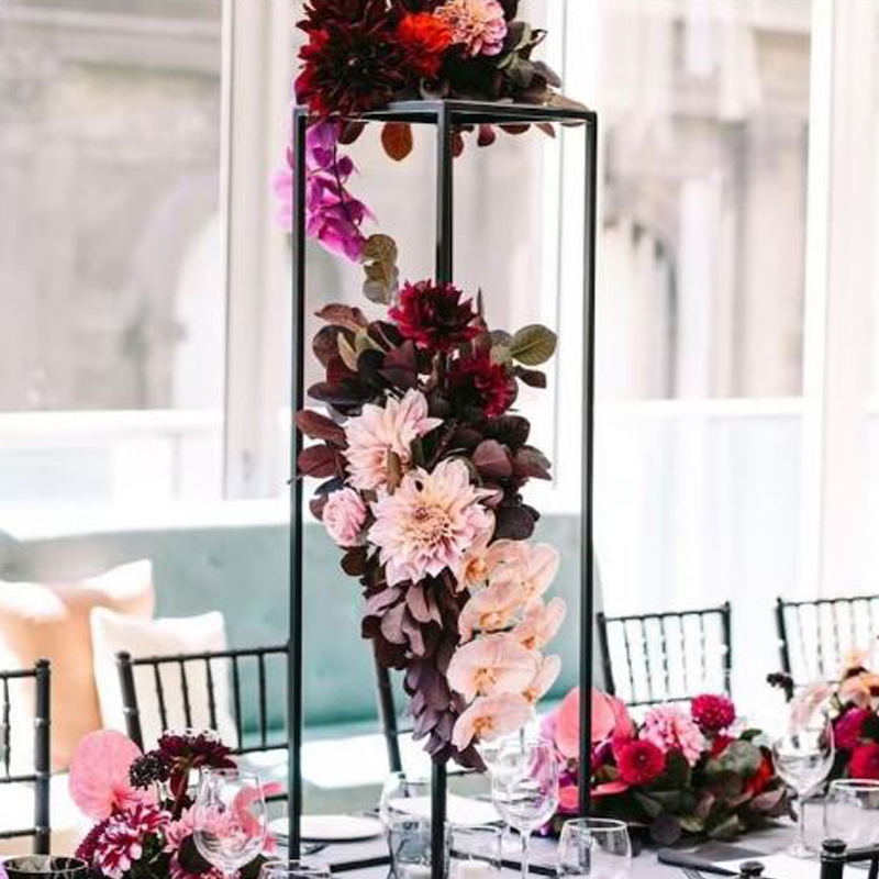 Blumenständer Metallständer Metall schwarz 60cm für Tischdekoration mieten für Hochzeit und Event_1