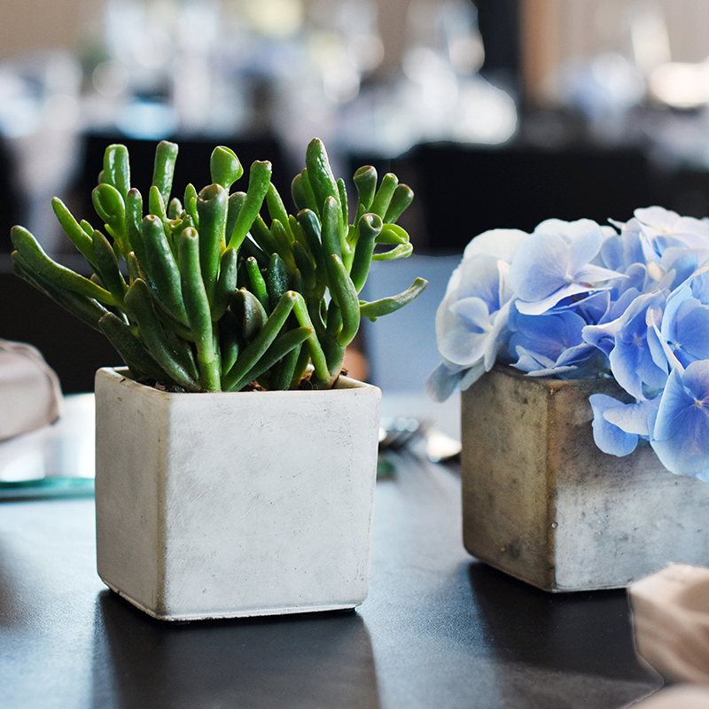 Vase_Wuerfel_Betonoptik_grau_industrial_Firmen_Event_mieten