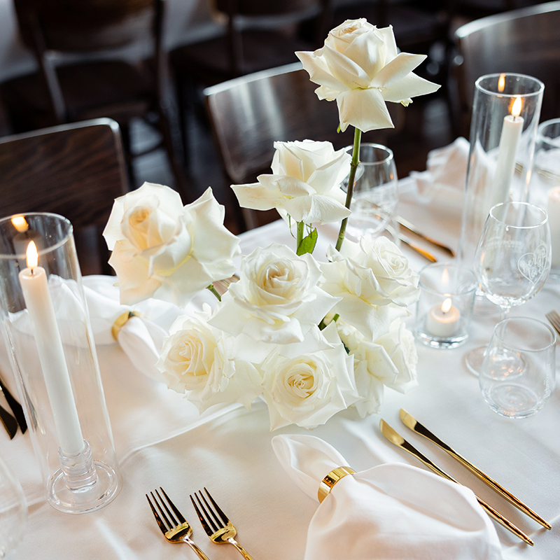 Kerzenstaender_Glaszylinder_LED_Kerze_mieten_Hochzeit_Tischdeko