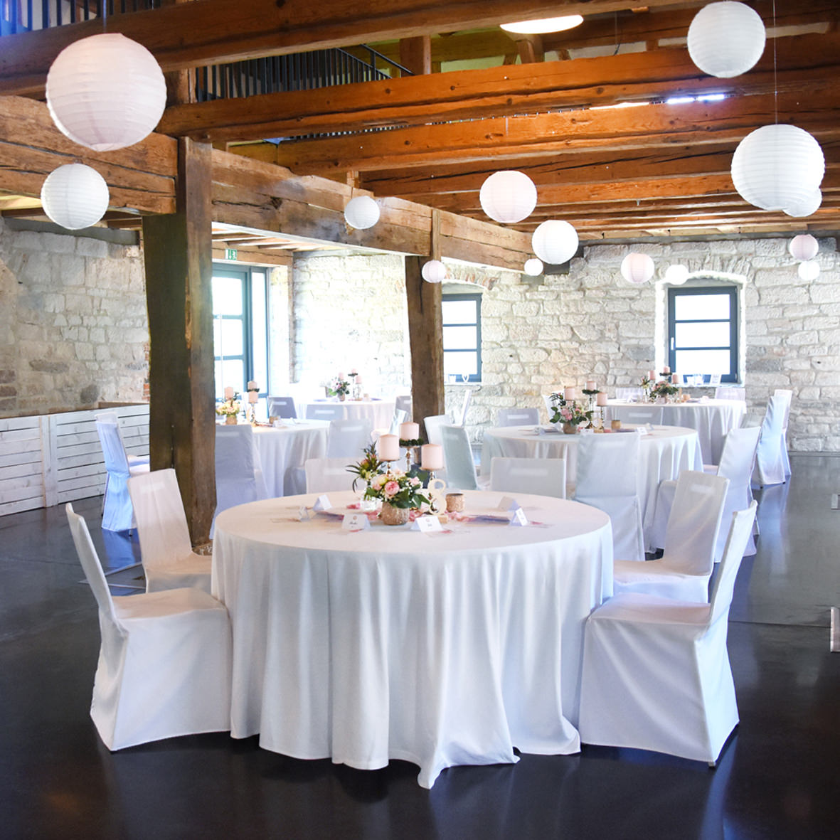 Tischdecke weiss rund 330 cm mieten | Verleih Hochzeit, Feier, Event_2