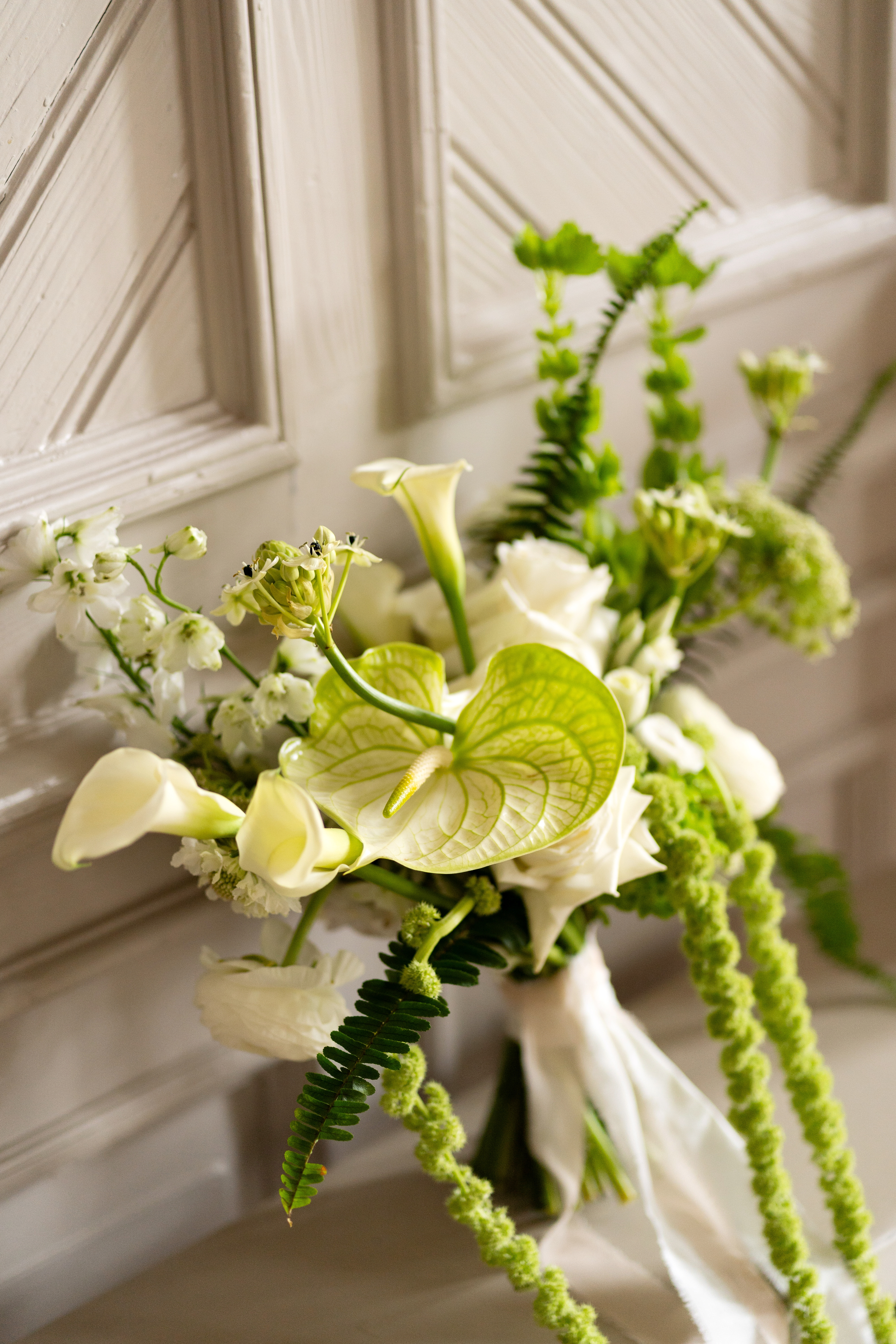 Brautstrauss_Florist_Blumen_Heilbronn_Anthurien_Calla_Rosen_Amaranthus_weiss_gruen