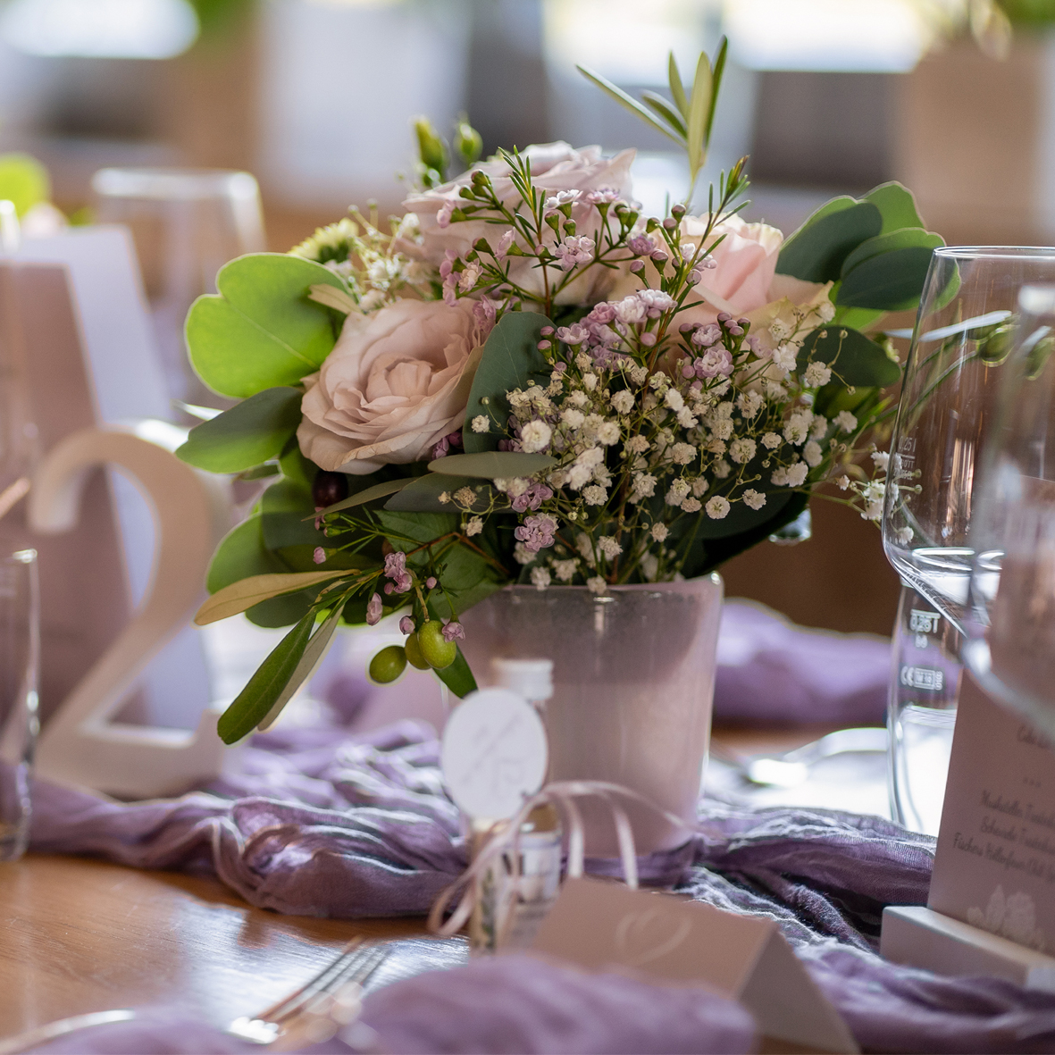 Vase konisch rosa lila Schleierkraut hochwertig mieten Tischdeko Hochzeit, Event, Feier
