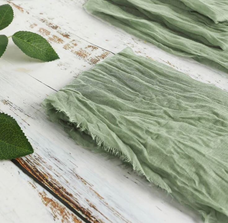 Serviette Musselin dusty green grün | mieten | Verleih für Hochzeit und Event