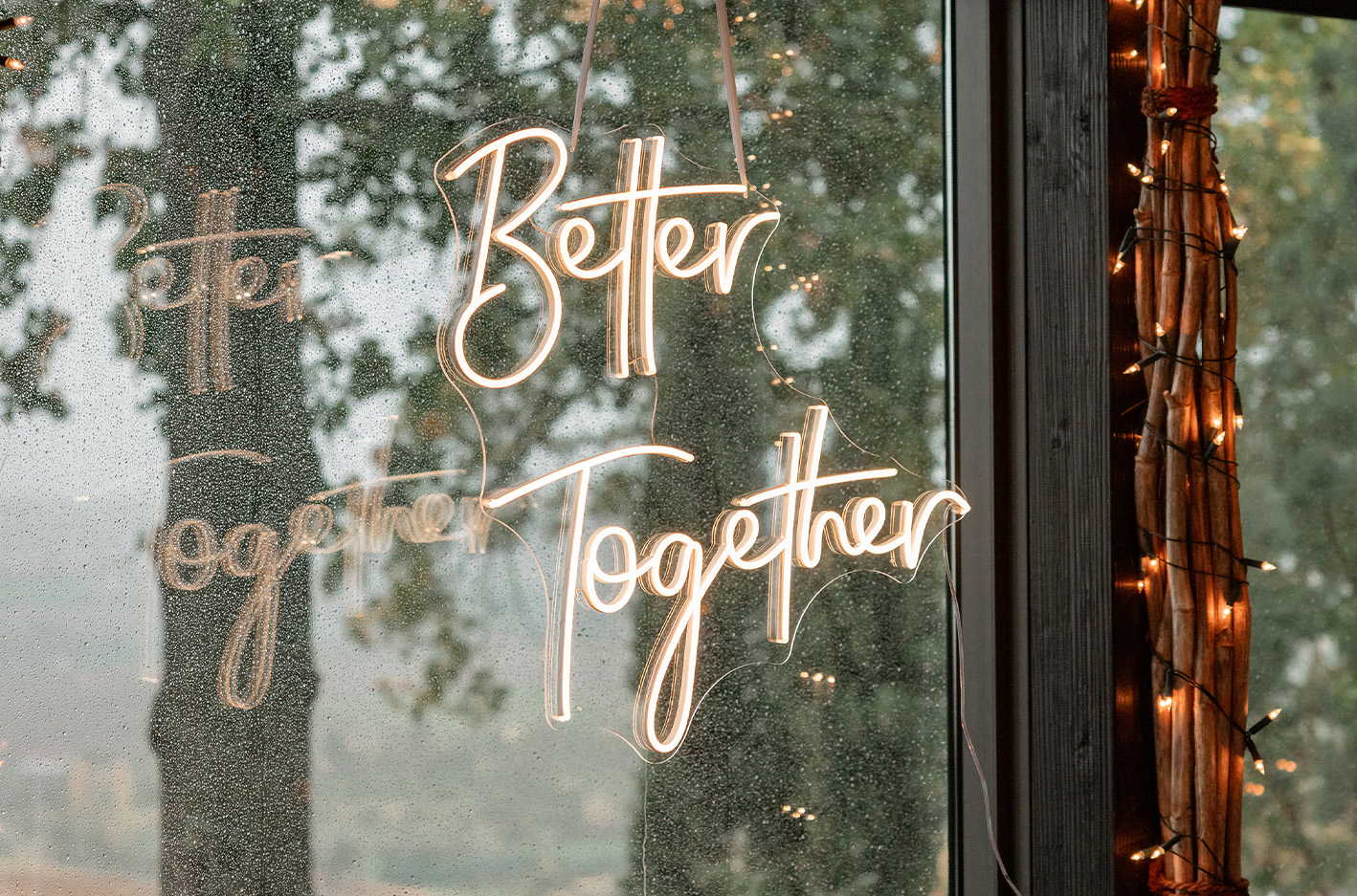LED_Schild_Better_togetherr_mieten