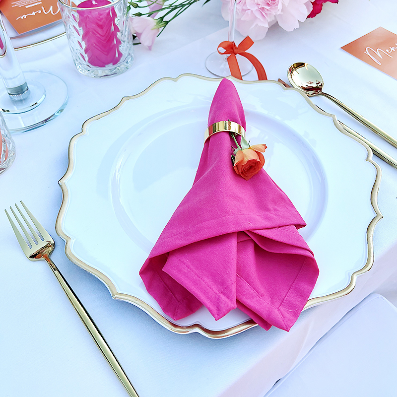 Platzteller_Eleganz_Kunststoff_rund_weiss_gold_wellenrand_33cm_mieten_Verleih_Hochzeit_Firmenfeier_Geburtstag_1_2