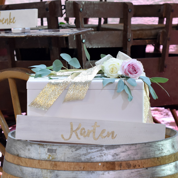 Kartenbox Geschenkebox Umschläge Hochzeit Holz weiss [mieten]_2