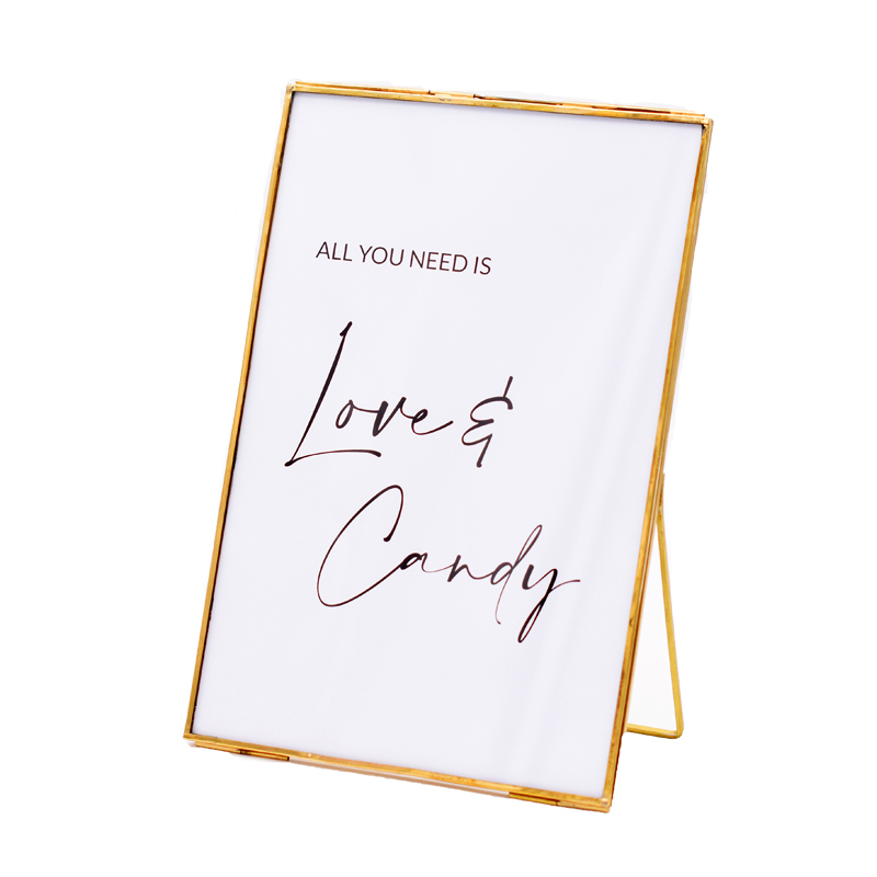 Bilderrahmen gold | Schild "All you need is Love & Candy" [mieten] für Hochzeit und Event