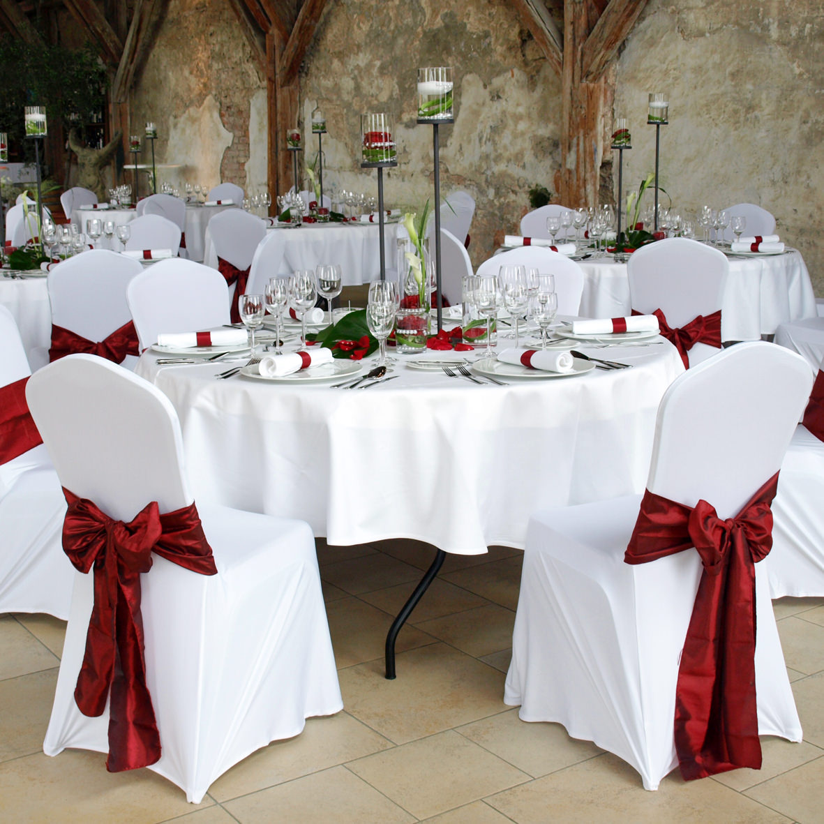 Stuhlhusse weiss flexibel universell modern für Stühle Stretch mieten Verleih Hochzeit Event_4