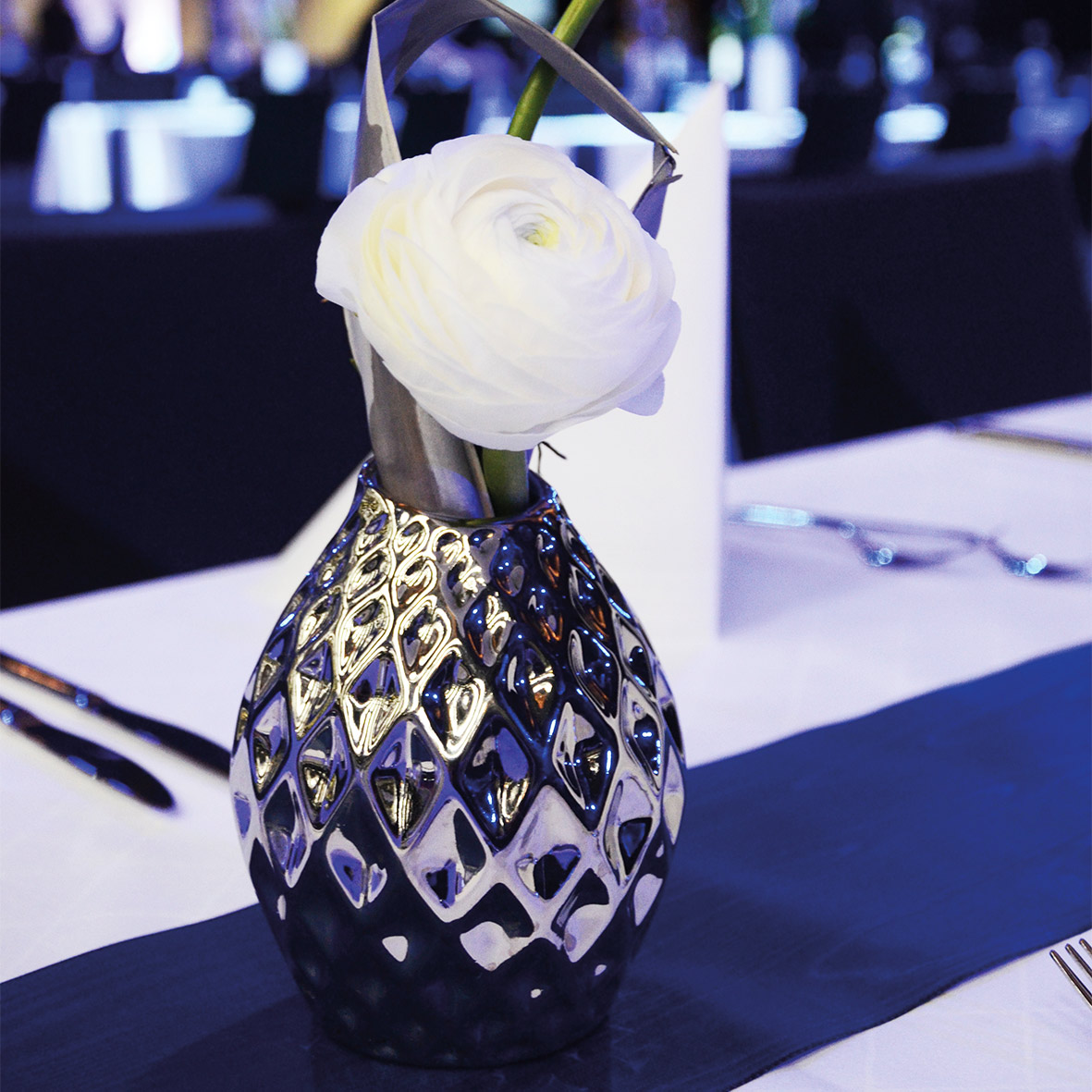 Vase/ Flaschenvase Keramik silber mieten Tischdeko Feier Event Hochzeit_3