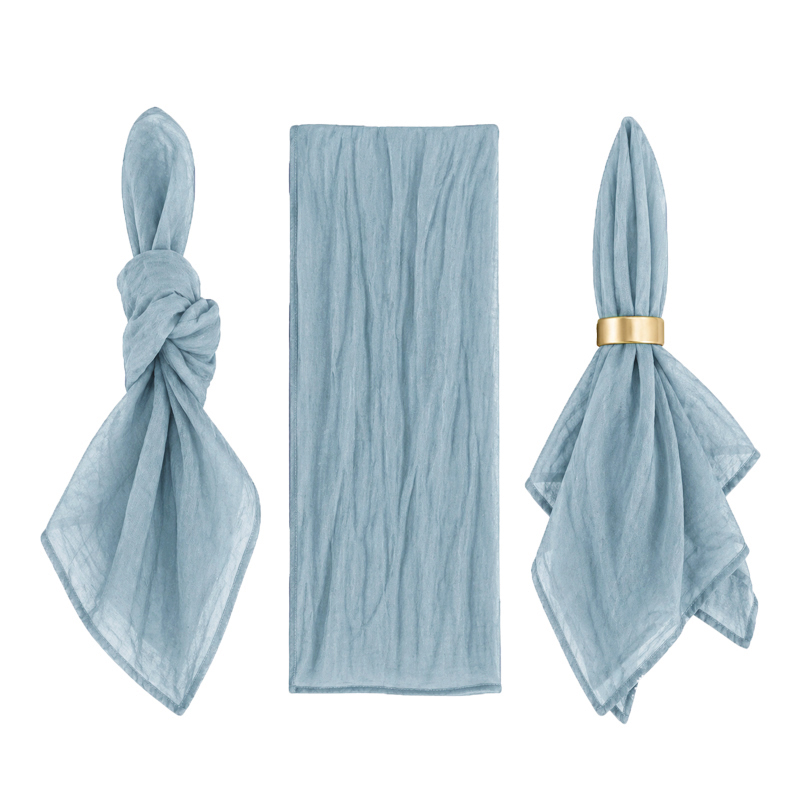 Stoffserviette aus Musselin 45x50cm dusty blue staubblau | mieten für Hochzeit Event Catering