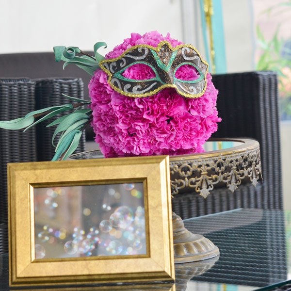 Venezianische Maske mint mieten