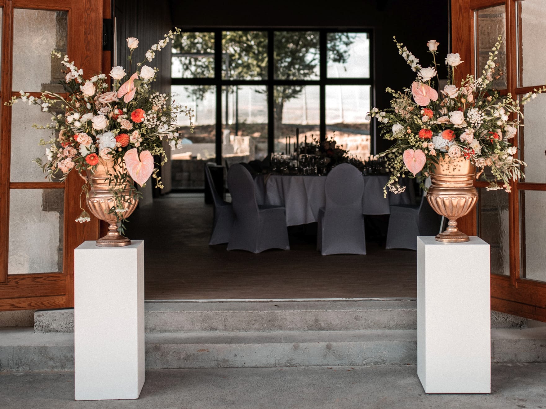 Säulen mieten für Hochzeit und Event