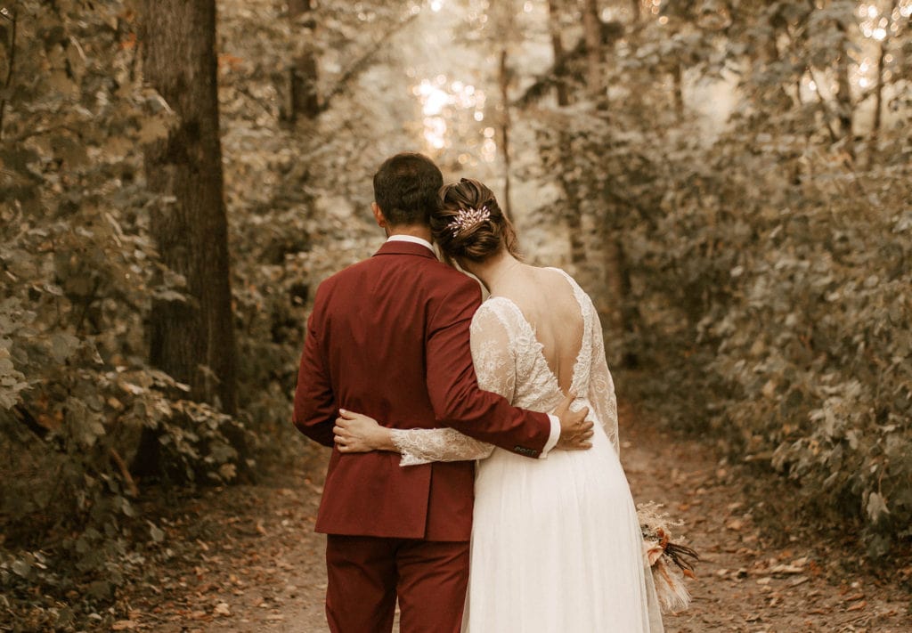 DekoandDesign_Dekoration_Hochzeit_Heuchelberger_warte_Brautpaar_Brautstrauss_Haarschmuck_Boho_terracotta_rost